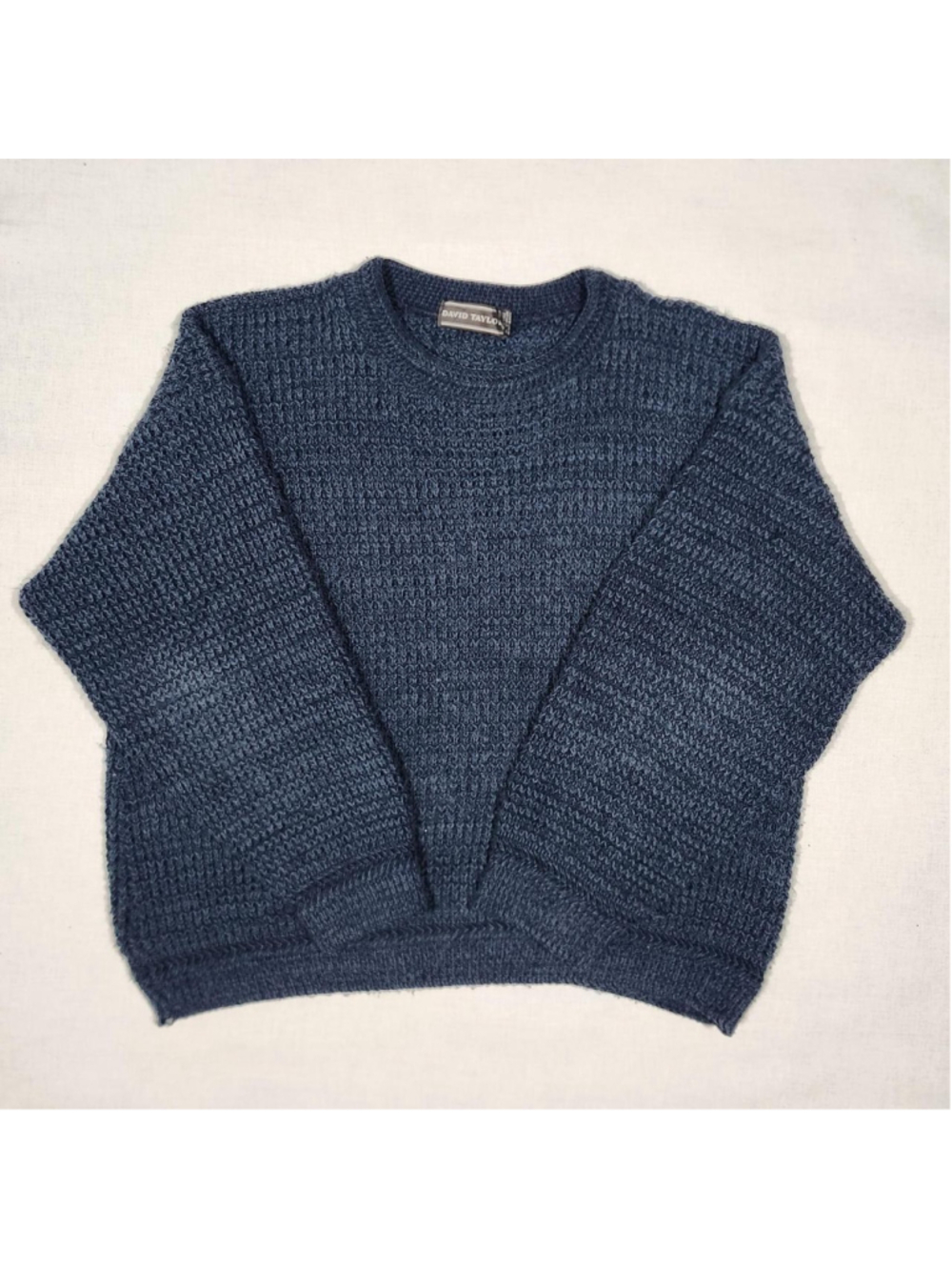 David Taylor Vintage Blue Knit Sweater
Size: L
#cozy #sweater #fall